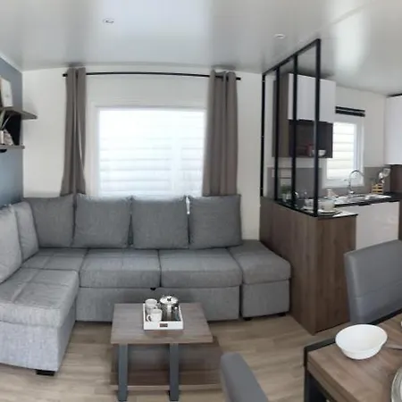 キャンプ場 Mobile Bora Bora Gastes