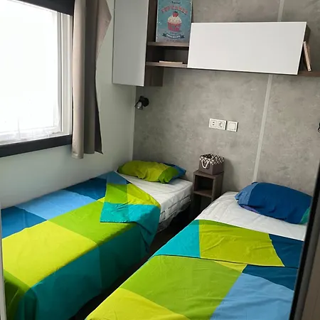 Mobile Bora Bora キャンプ場 *